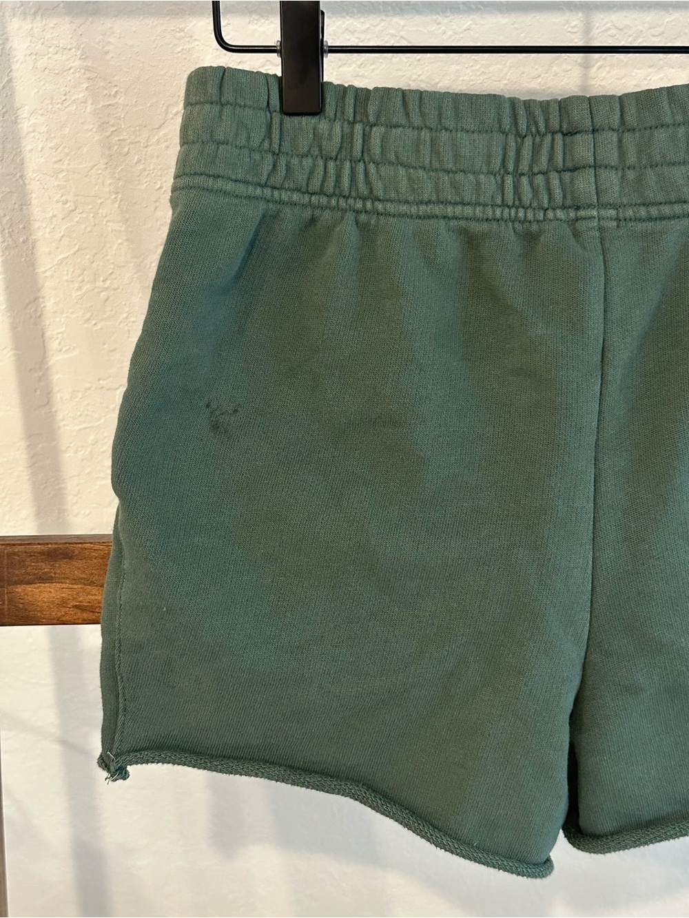 OFFLINE by Aerie Green Raw Hem Fleece Shorts S - Picture 10 of 13